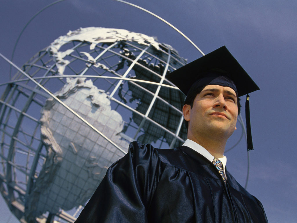 The Advantages of Pursuing an Online MBA Degree